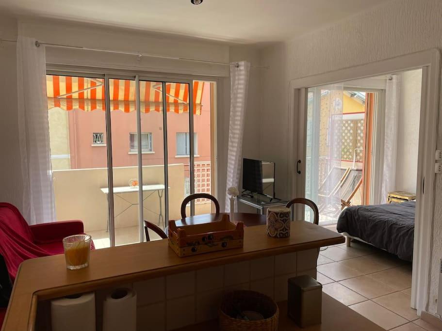 Studio A Sanary-Sur-Mer Avec Balcon A 200M Du Port المظهر الخارجي الصورة
