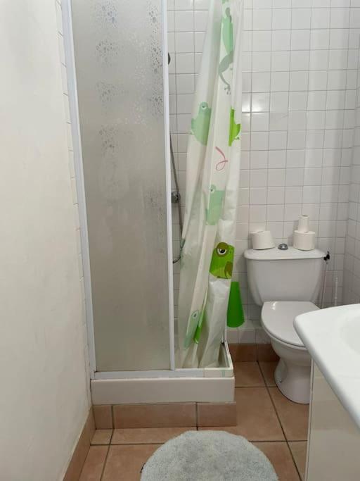 Studio A Sanary-Sur-Mer Avec Balcon A 200M Du Port المظهر الخارجي الصورة
