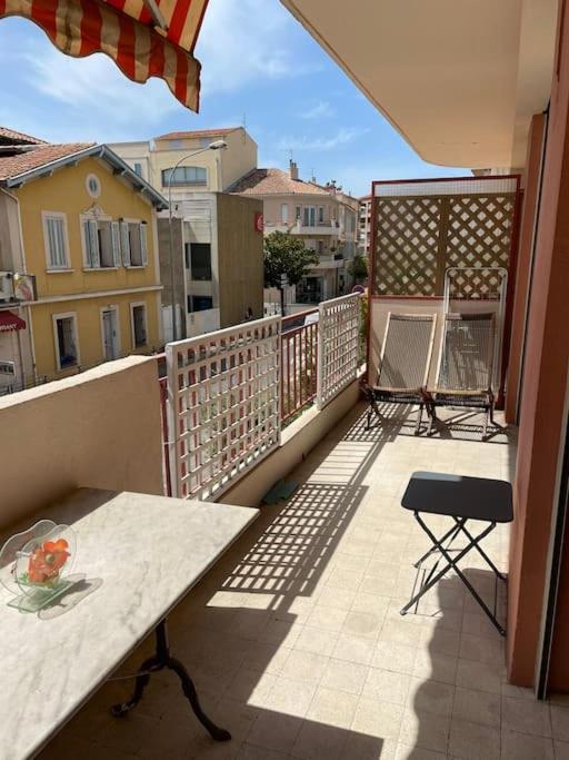 Studio A Sanary-Sur-Mer Avec Balcon A 200M Du Port المظهر الخارجي الصورة