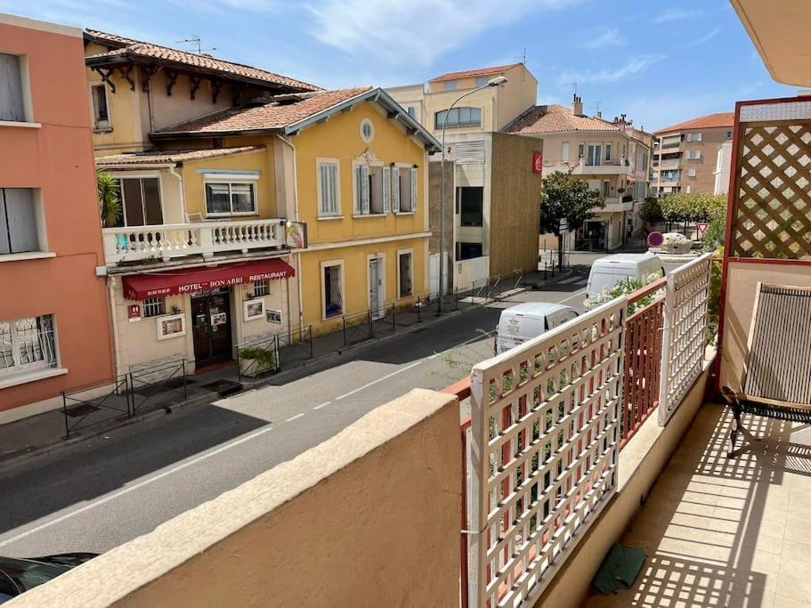 Studio A Sanary-Sur-Mer Avec Balcon A 200M Du Port المظهر الخارجي الصورة