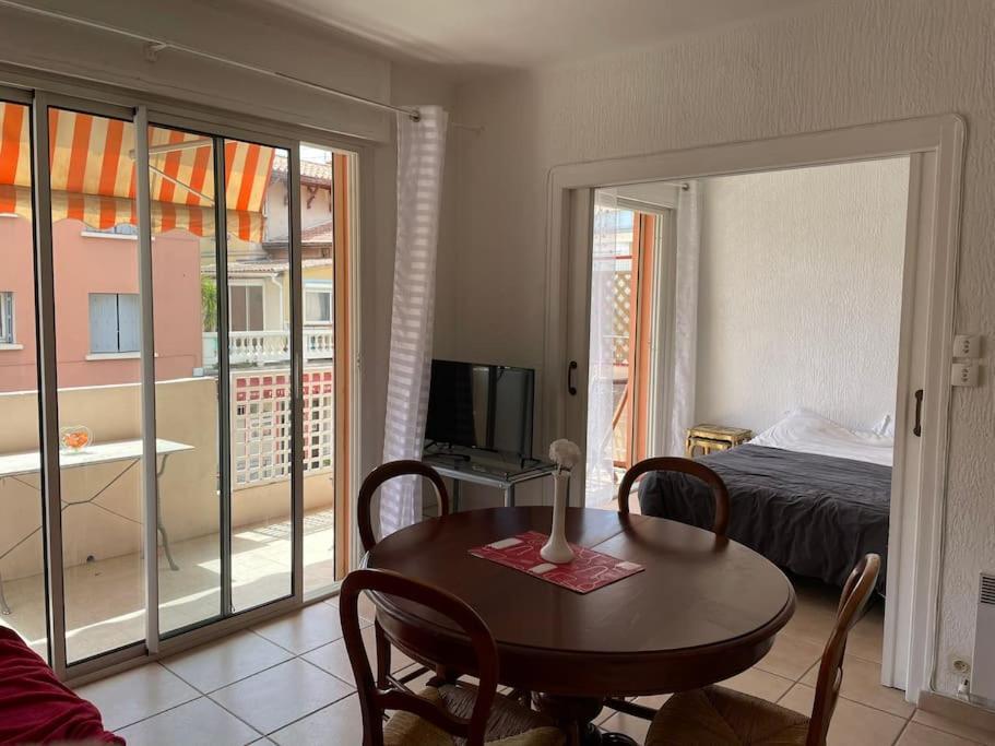 Studio A Sanary-Sur-Mer Avec Balcon A 200M Du Port المظهر الخارجي الصورة